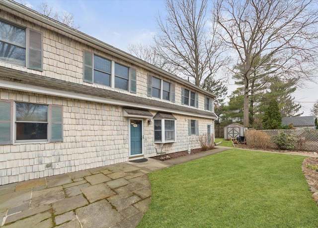 Property at 5 1/2 Oakwood Ave, Rye, NY 10580, 4 beds, 2 baths