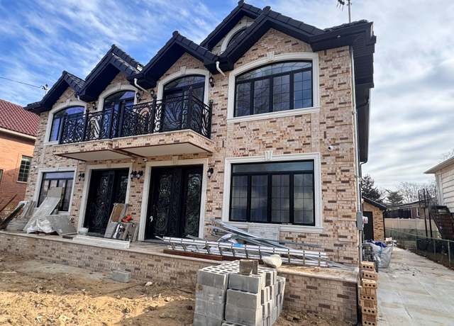 Property at 71-39 166 St, Fresh Meadows, NY 11354, 6 beds, 5 baths