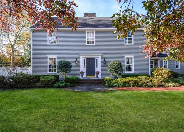 Property at 5 Towl Gate Ln, Syosset, NY 11791, 6 beds, 4.5 baths