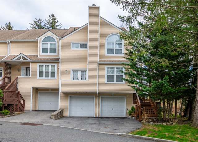 Property at 75 W Hartsdale Ave #26, Hartsdale, NY 10530, 2 beds, 3.5 baths