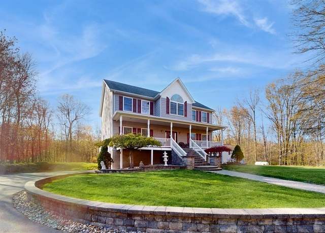 Property at 822 W Kaisertown Rd, Montgomery, NY 12549, 4 beds, 2.5 baths