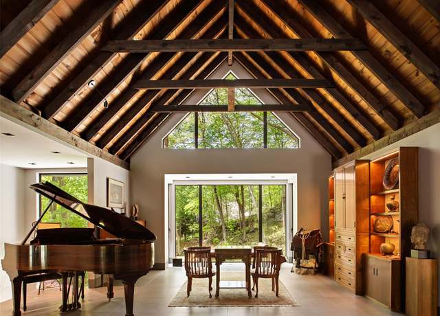 Property at 49 Indian Hill Rd, Pound Ridge, NY 10576, 3 beds, 3.5 baths