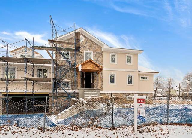 Property at 3 Sherman Pl, Ossining, NY 10562, 4 beds, 2.5 baths