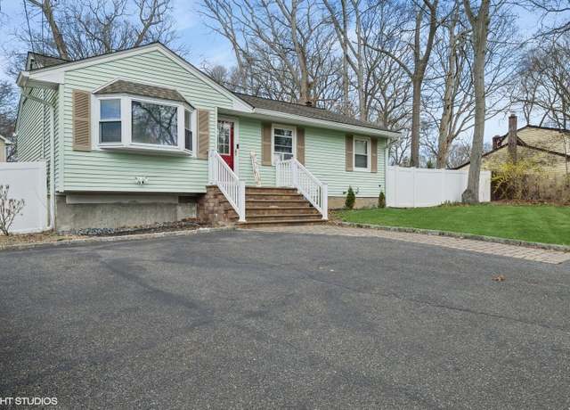 Property at 21 Garden St, Centereach, NY 11720, 3 beds, 1 bath