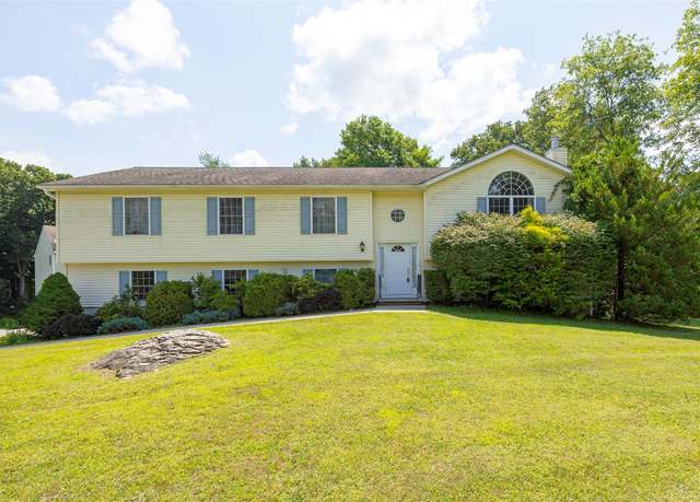 Property at 333 Cary Rd, Fishkill, NY 12524, 4 beds, 3 baths