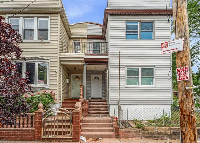 Property at 8606 126th St, Richmond Hill, NY 11418, 8 beds, 4 baths
