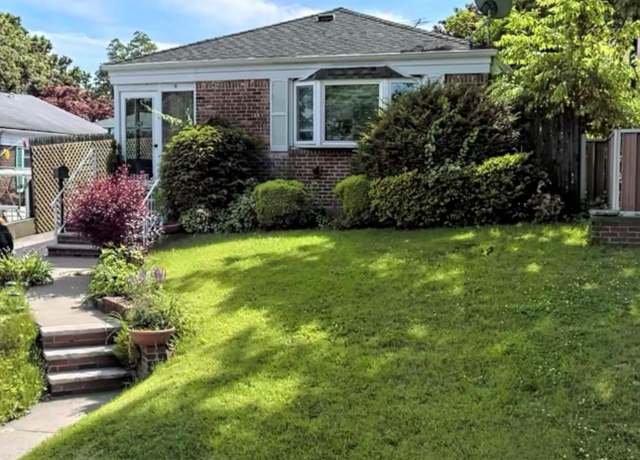 Property at 6614 254th St, Little Neck, NY 11362, 3 beds, 2 baths