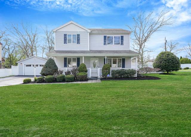 Property at 120 Orienta Ave, Lake Grove, NY 11755, 4 beds, 3 baths