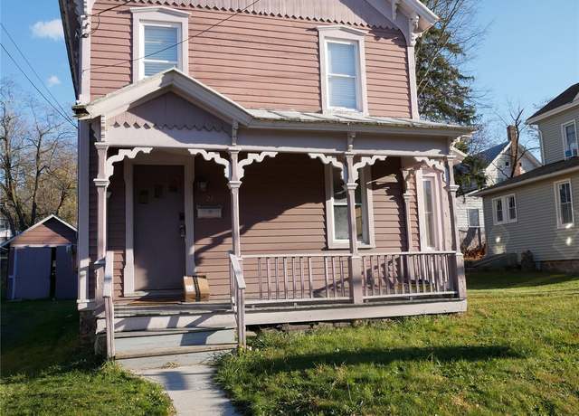 Property at 28 N Chestnut St, New Paltz, NY 12561, 4 beds, 1 bath