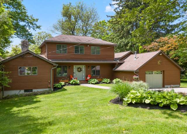 Property at 237 Barrett Hill Rd, Mahopac, NY 10541, 3 beds, 2 baths