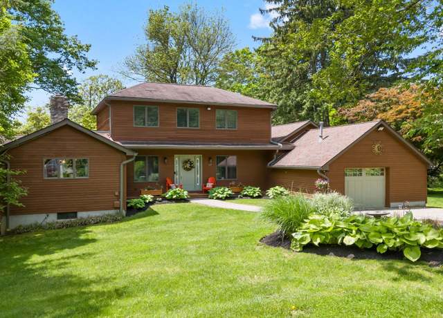 Property at 237 Barrett Hill Rd, Mahopac, NY 10541, 3 beds, 2 baths