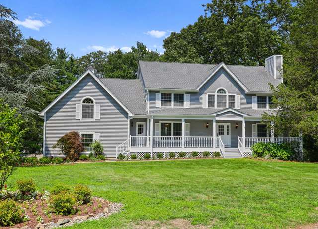 Property at 73 Random Farms Dr, Chappaqua, NY 10514, 5 beds, 4.5 baths