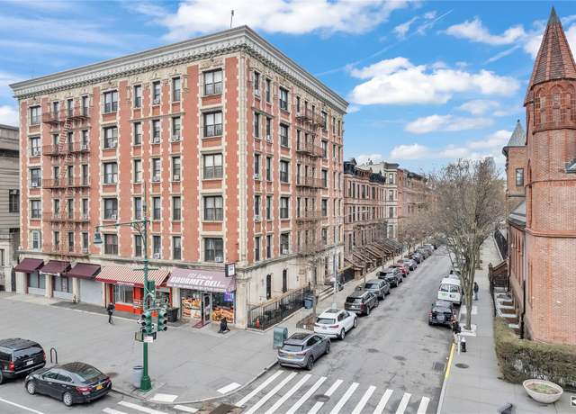 Property at 100 W 121 St #61, New York (manhattan), NY 10027, 5 beds, 1.5 baths