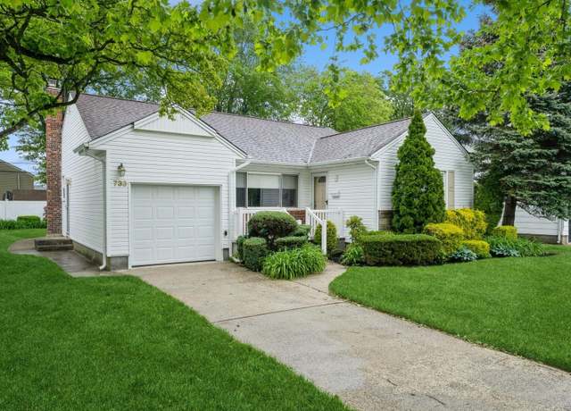 Property at 733 Cynthia Dr, East Meadow, NY 11554, 3 beds, 2 baths
