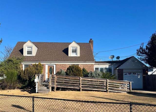 Property at 2347 Roosevelt Ave, East Meadow, NY 11554, 4 beds, 2 baths