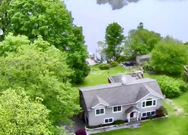 Property at 206 Beach Dr, Mahopac, NY 10541, 3 beds, 2.5 baths