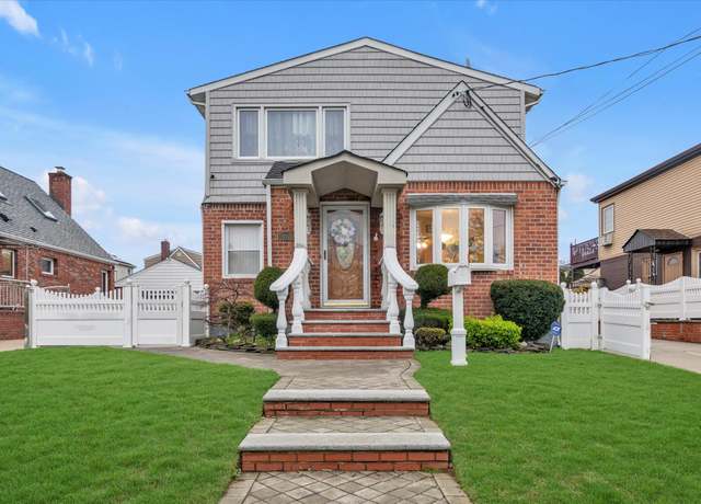 Property at 150-35 114th St, South Ozone Park, NY 11420, 4 beds, 2 baths