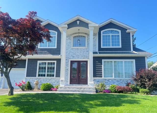 Property at 5 Vera Ave, Plainview, NY 11803, 6 beds, 4.5 baths