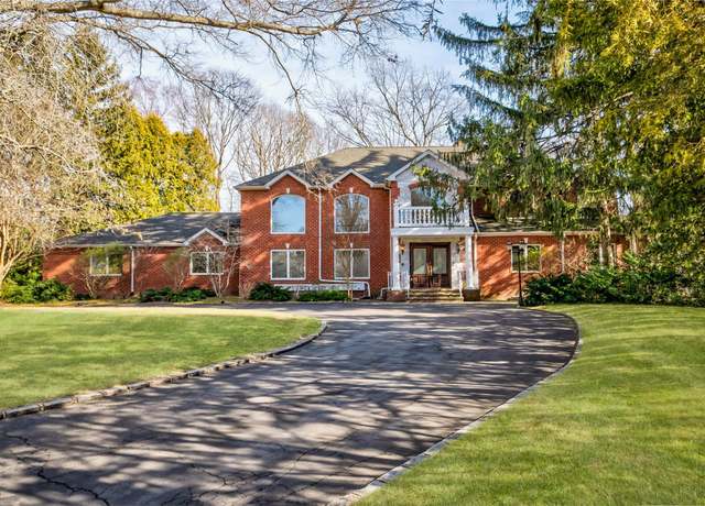 Property at 47 Mallard Rd, Manhasset, NY 11030, 6 beds, 6 baths