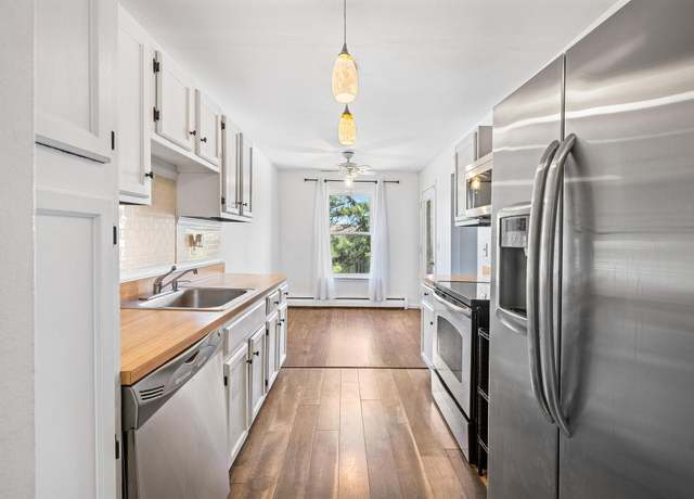 Property at 925 Sierra Vista Ln, Valley Cottage, NY 10989, 2 beds, 1.5 baths