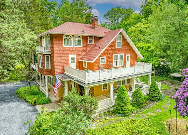 Property at 3 Druid Hill Rd, Port Jefferson, NY 11777, 5 beds, 3.5 baths