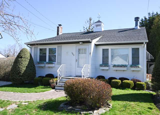 Property at 560 Clark Rd, Southold, NY 11971, 2 beds, 1 bath