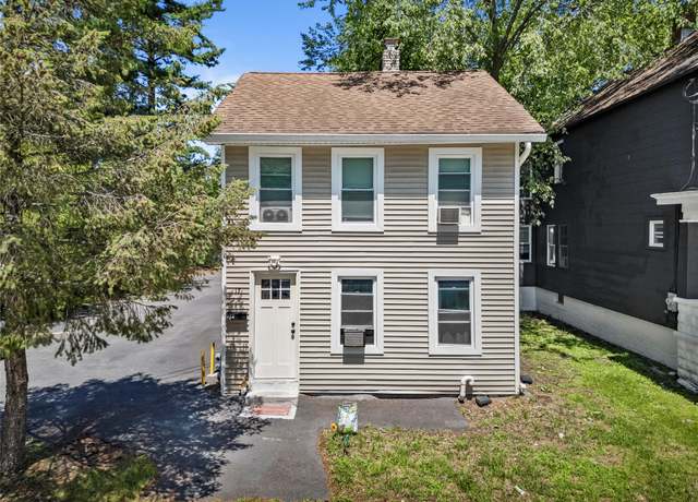 Property at 17 Sterling St, Middletown, NY 10940, 6 beds, 2 baths