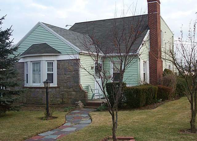 Property at 89 S Kensington Ave, Rockville Centre, NY 11570, 3 beds, 3 baths