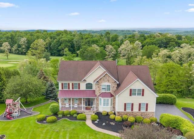 Property at 59 Spy Glass Hl, Hopewell Junction, NY 12533, 4 beds, 4.5 baths