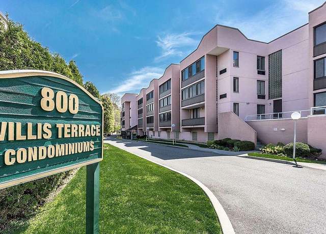 Property at 800 Willis Ave #105, Albertson, NY 11507, 1 bed, 1.5 baths
