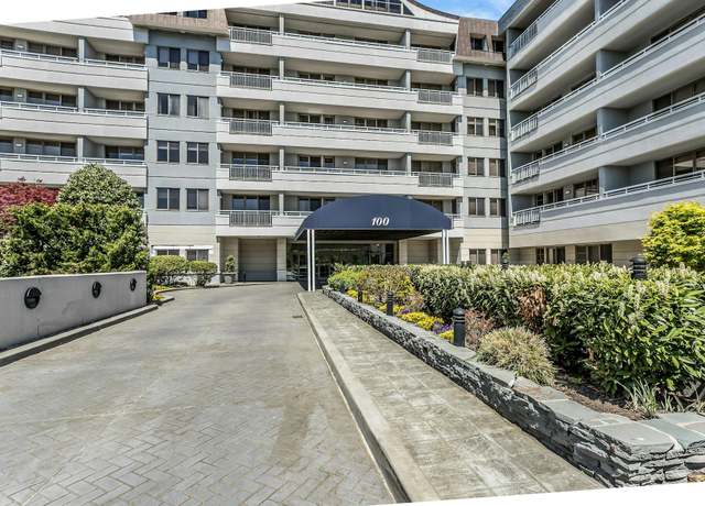 Property at 100 Harbor View Dr #249, Port Washington, NY 11050, 2 beds, 2.5 baths