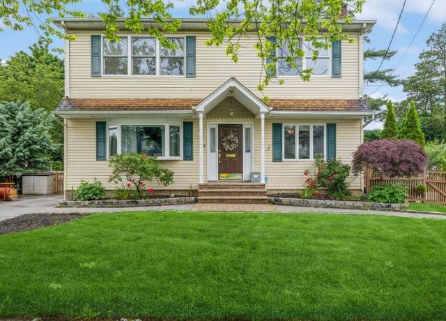 Property at 74 Miles Ave, Albertson, NY 11507, 3 beds, 2 baths