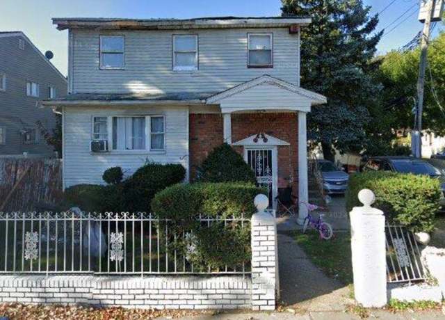Property at 11704 Van Wyck Expy, South Ozone Park, NY 11420, 4 beds, 2 baths