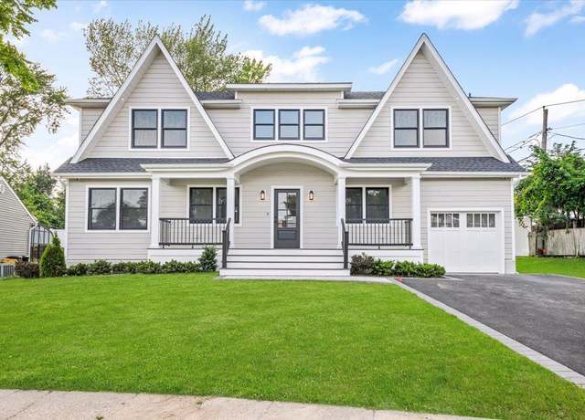 Property at 4 Haven Ln, Old Bethpage, NY 11804, 5 beds, 6 baths
