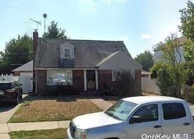 Property at 159 Jean Ave, Hempstead, NY 11550, 4 beds, 2 baths