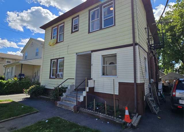 Property at 8 Washington St, Spring Valley, NY 10977, 4 beds, 3 baths
