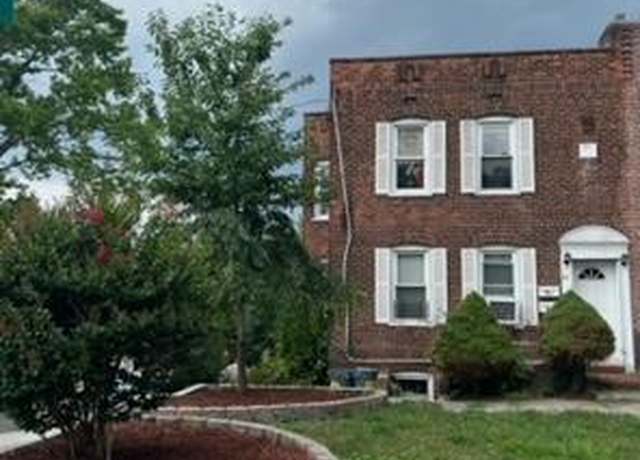 Property at 67 Arnold St, Staten Island, NY 10301, 6 beds, 3 baths