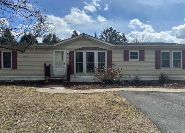 Property at 17 Pheasant Run, Pleasant Valley, NY 12569, 3 beds, 2 baths