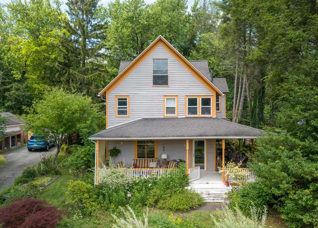 Property at 48 River Rd, Barryville, NY 12719, 3 beds, 1.5 baths