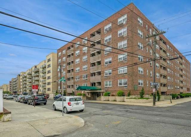 Property at 600 Shore Rd Unit 3G, Long Beach, NY 11561, 1 bed, 1.5 baths