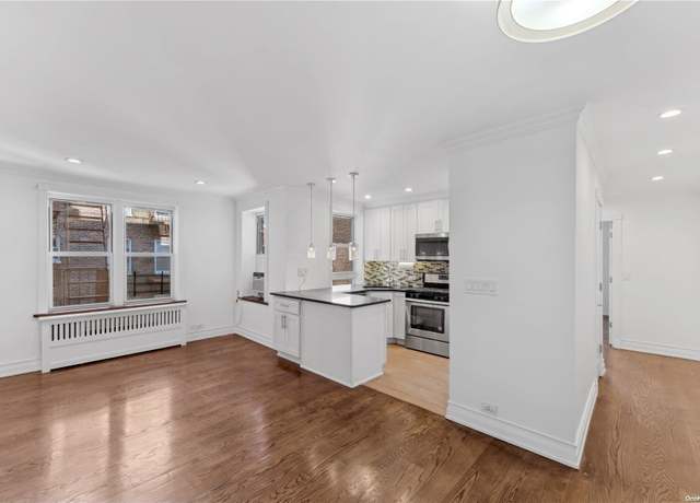 Property at 72-81 113th St Unit 5D, Forest Hills, NY 11375, 1 bed, 1 bath