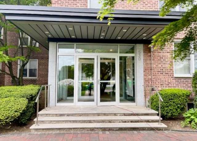 Property at 530 Dubois Ave Unit 2C, Valley Stream, NY 11581, 2 beds, 1 bath