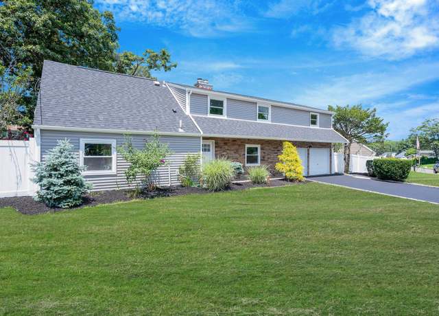 Property at 47 Iroquois Ave, Selden, NY 11784, 6 beds, 3 baths