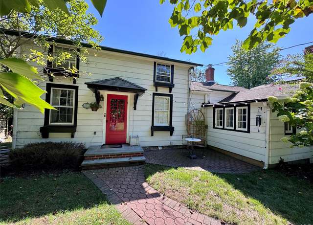 Property at 16 Rider Ave, Malverne, NY 11565, 3 beds, 1 bath