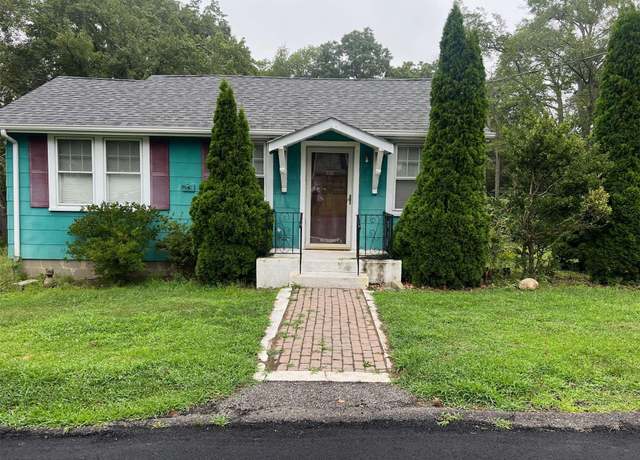 Property at 39 Saltaire Rd, Sound Beach, NY 11789, 1 bed, 1 bath
