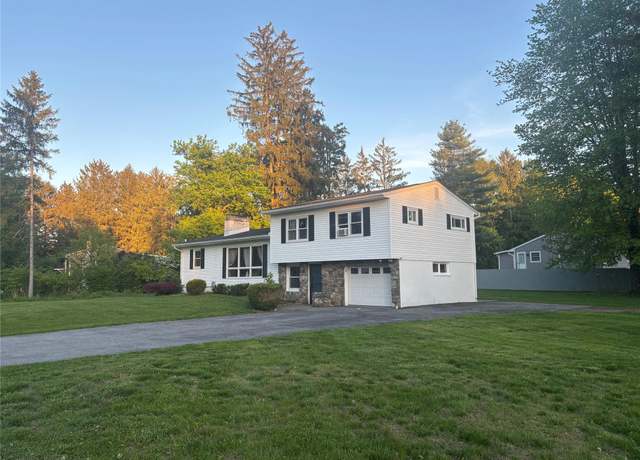 Property at 32 Lawrence Rd, Hyde Park, NY 12538, 3 beds, 2 baths