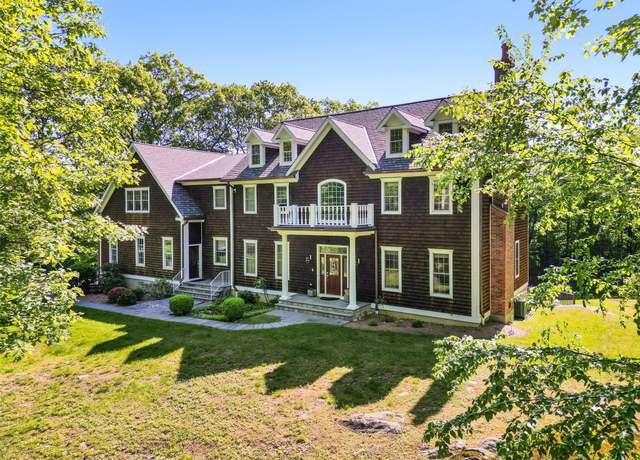 Property at 7 Hopes Farm Ln, Bedford, NY 10506, 5 beds, 4.5 baths