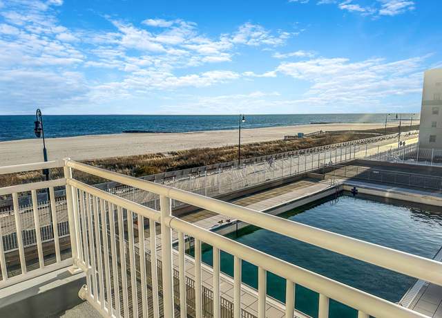 Property at 522 Shore Rd Unit 3G, Long Beach, NY 11561, 1 bed, 1 bath