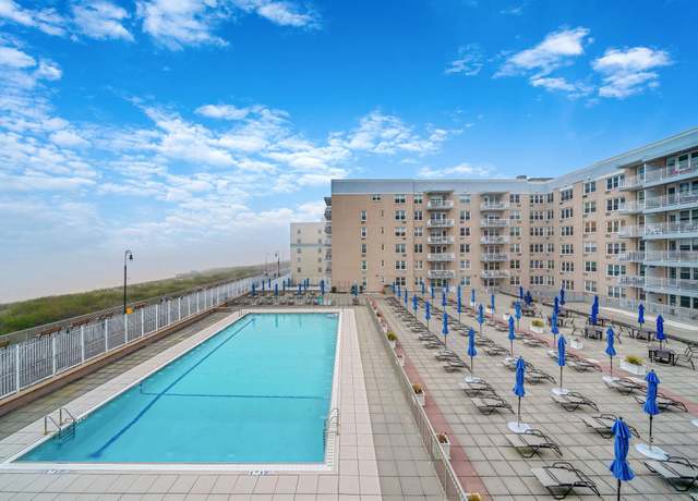Property at 522 Shore Rd Unit 3G, Long Beach, NY 11561, 1 bed, 1 bath