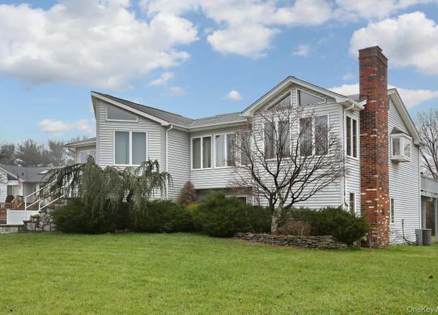 Property at 40 Yale Dr, New City, NY 10956, 4 beds, 3 baths